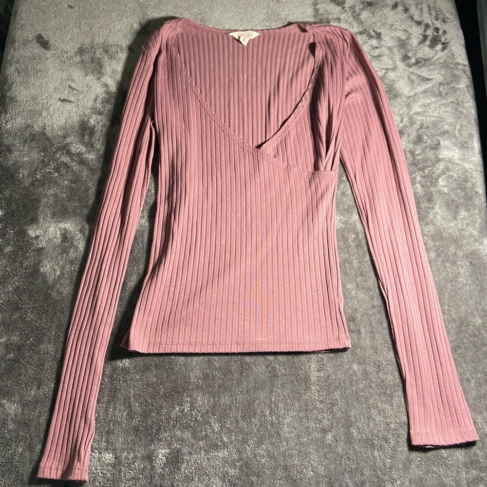 Wrap around | V neck long sleeve